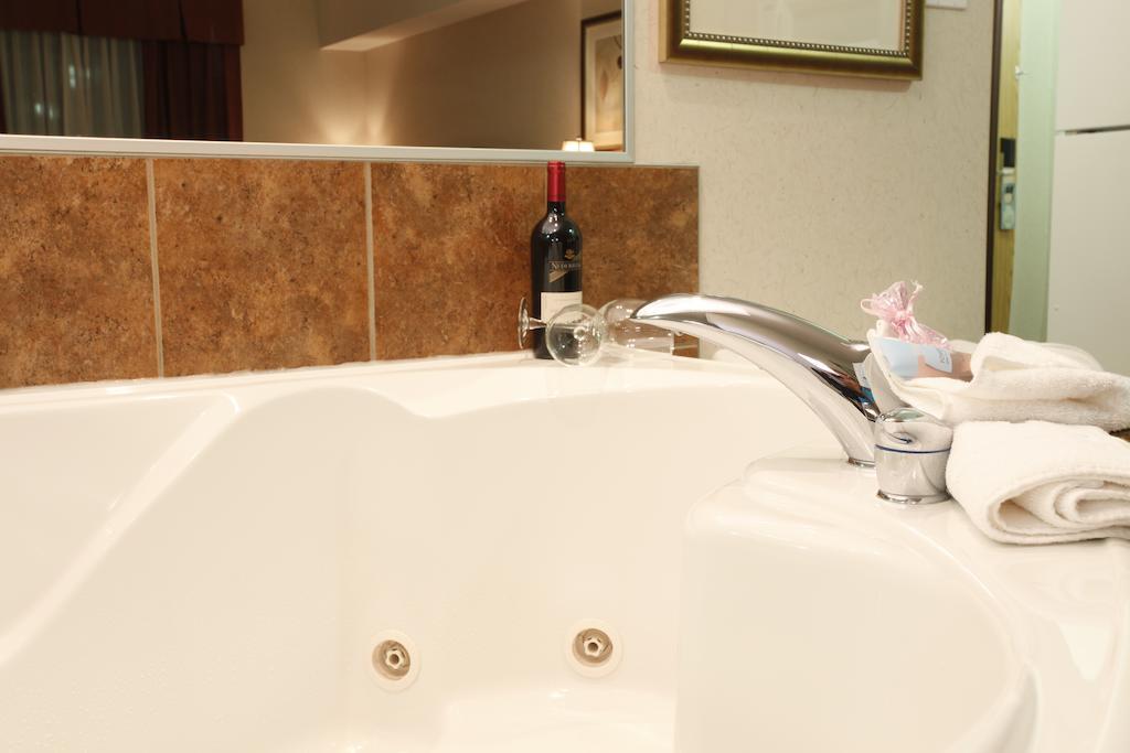 Coast Grimshaw Hotel & Suites Екстер'єр фото