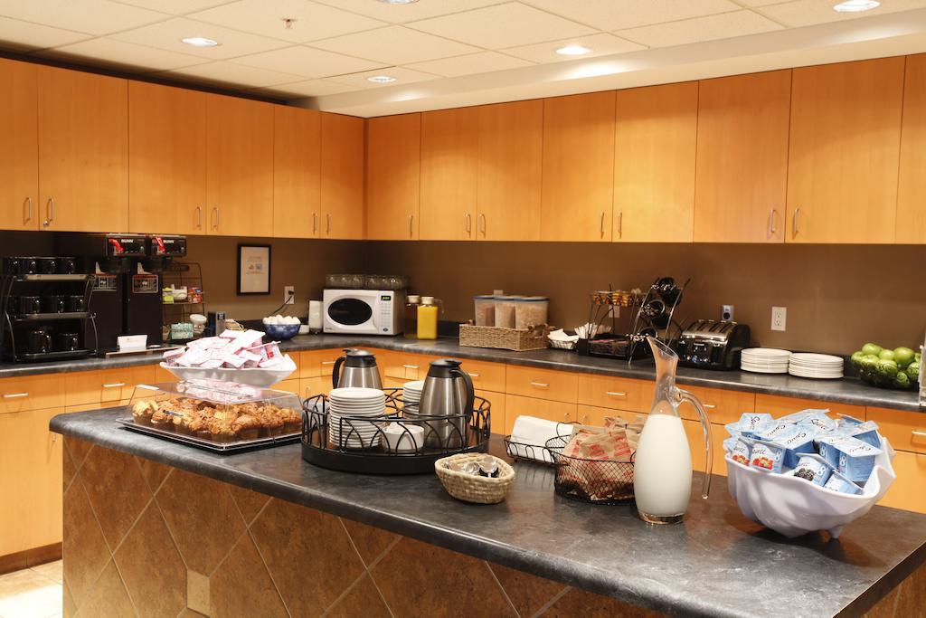 Coast Grimshaw Hotel & Suites Екстер'єр фото